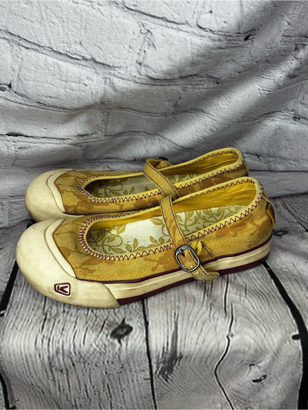 Keen Crunchy Cabin Gorpcore Granola Chic Nomad Canvas Mary Jane Flats 7 AS IS